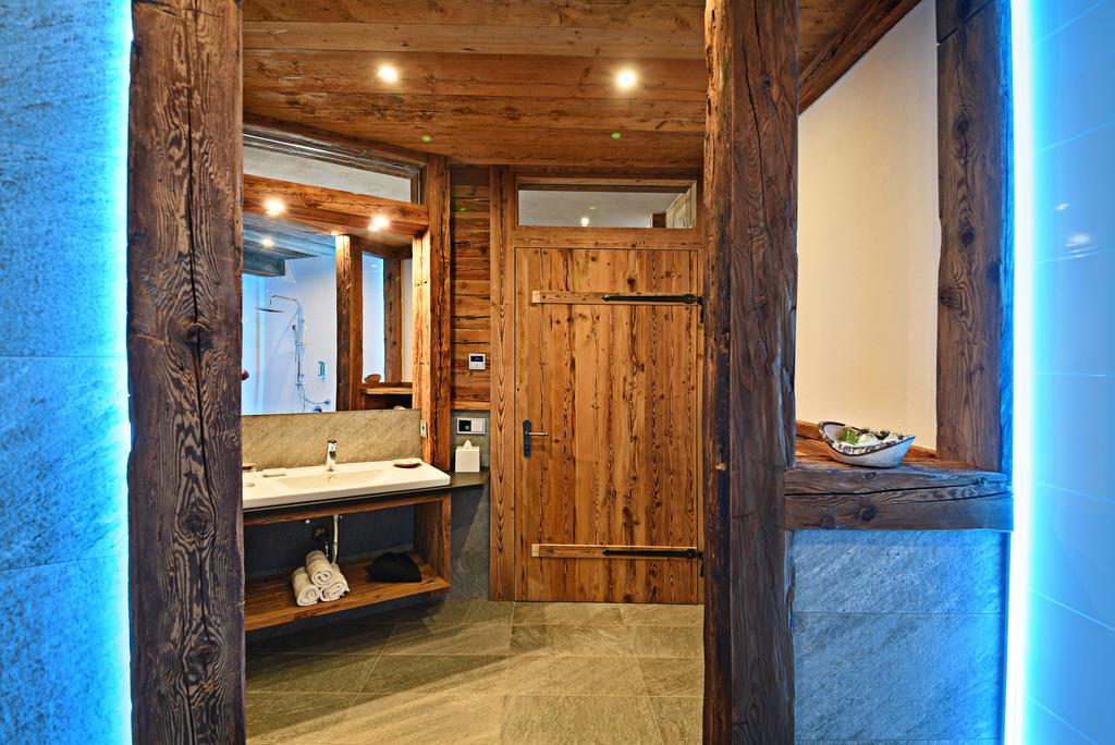 Aurina Lodges Lutago Luaran gambar